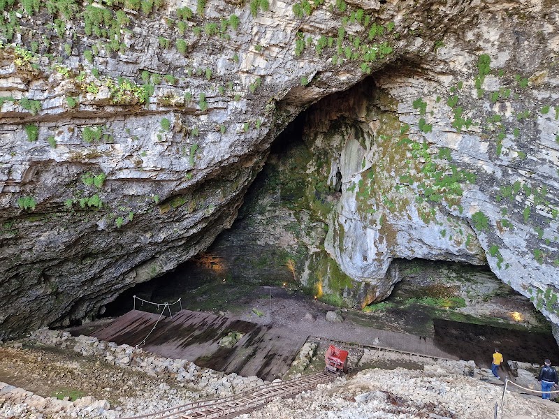 Ideon Andron Cave (Mt. Psiloritis)